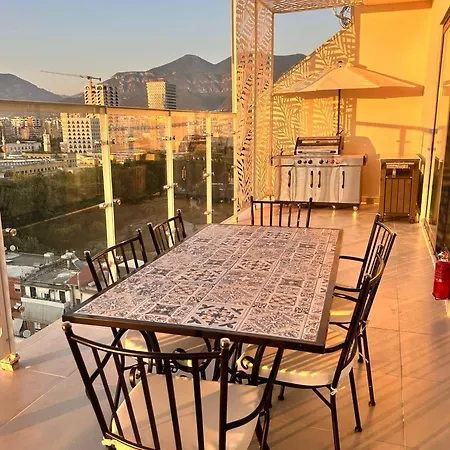 Centre Penthouse