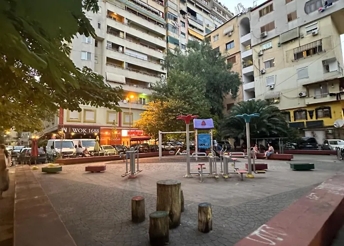 Centre Penthouse 公寓 地拉那