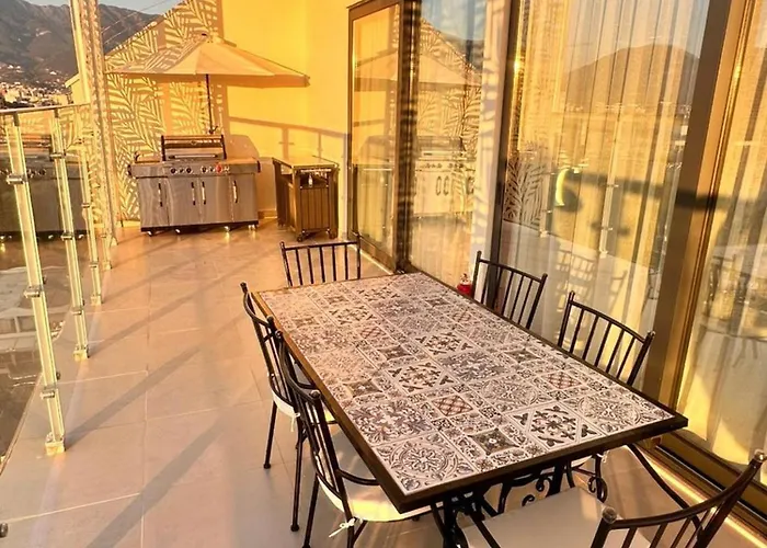 Centre Penthouse 公寓 地拉那