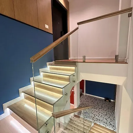 Centre Penthouse